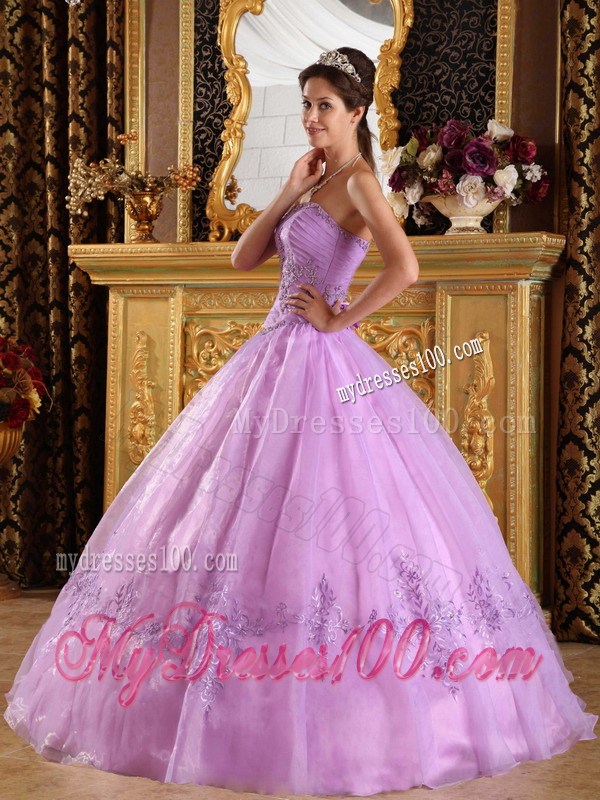 Lace-up Back Quinceanera Dress in Lavender with Ruching and Appliques