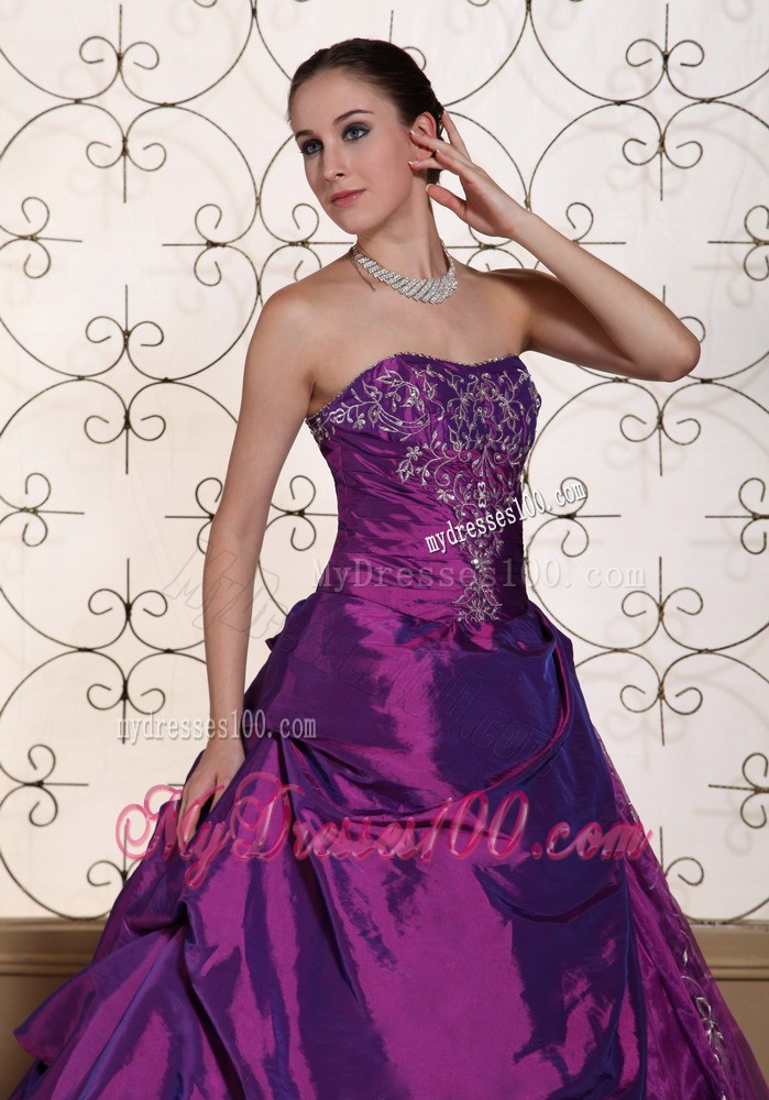 Tiers Strapless Dress for Quince Decorated by Beadings and Embroideries