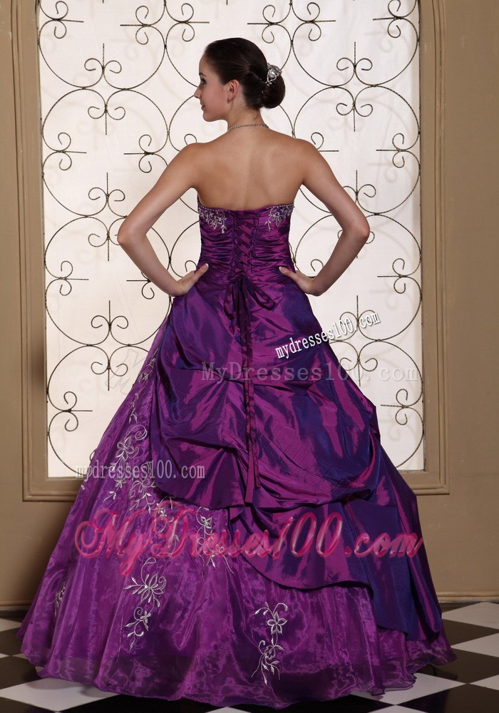 Tiers Strapless Dress for Quince Decorated by Beadings and Embroideries