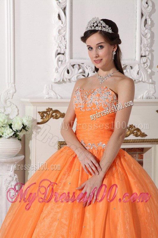 Beaded Appliques Decorated Organza Sweet sixteen dresses with Big Puffy Skirt
