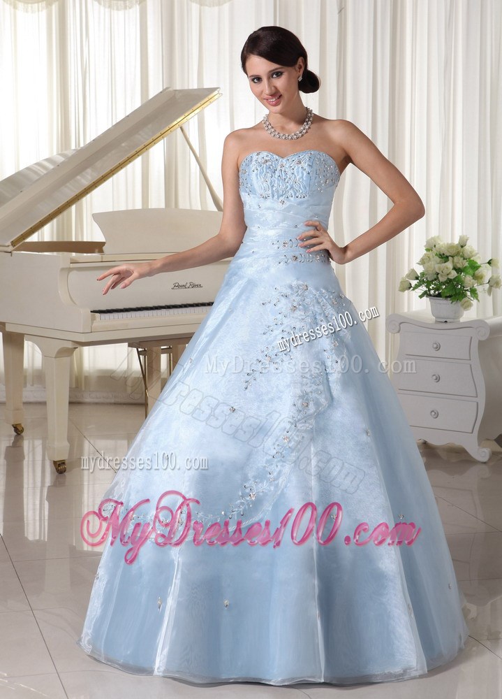 Floor-length A-line Sweet 15 Dresses Decorated with Appliques and Beadings