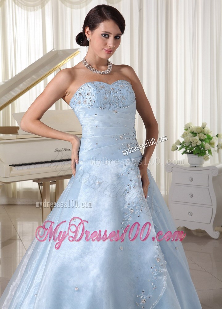 Floor-length A-line Sweet 15 Dresses Decorated with Appliques and Beadings