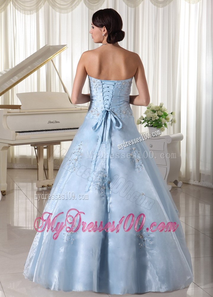 Floor-length A-line Sweet 15 Dresses Decorated with Appliques and Beadings