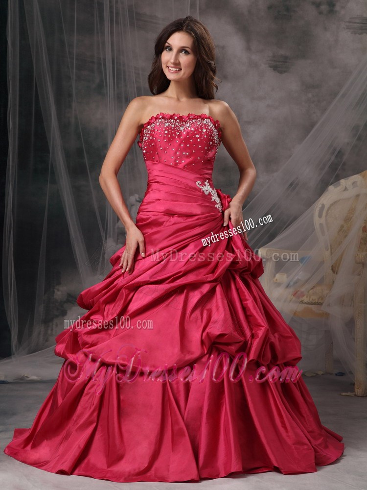 Ruching Tiers Quinceanera Dress with Flowers Neckline and Handle Flowers