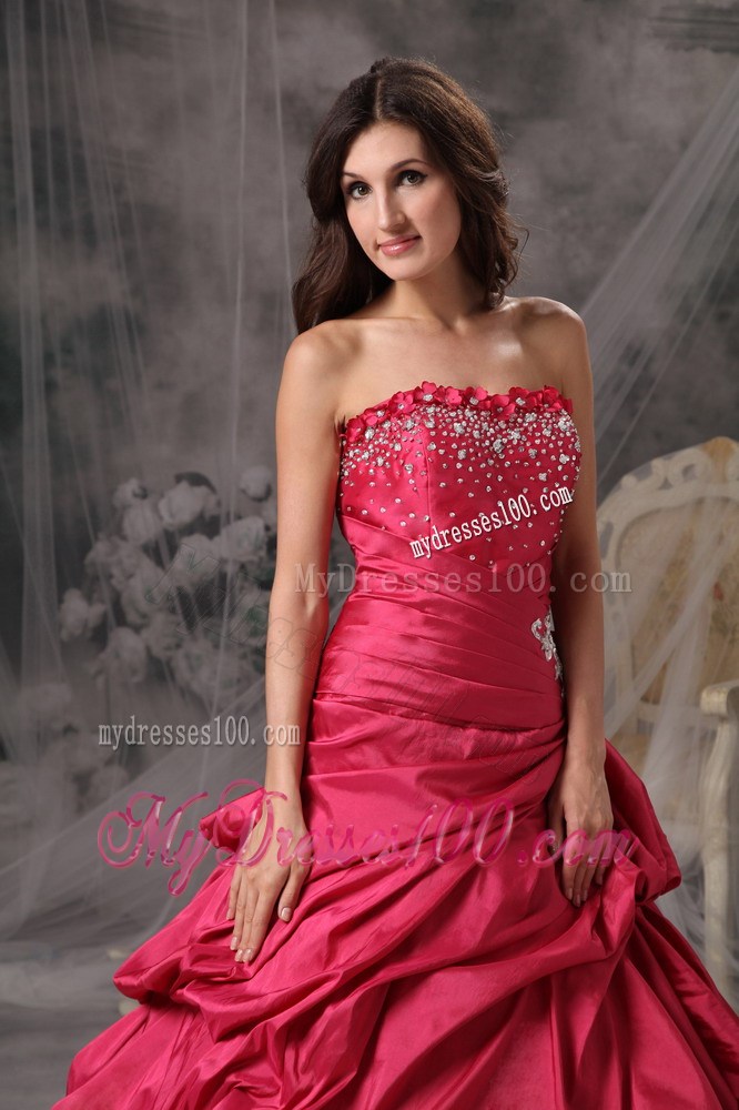 Ruching Tiers Quinceanera Dress with Flowers Neckline and Handle Flowers