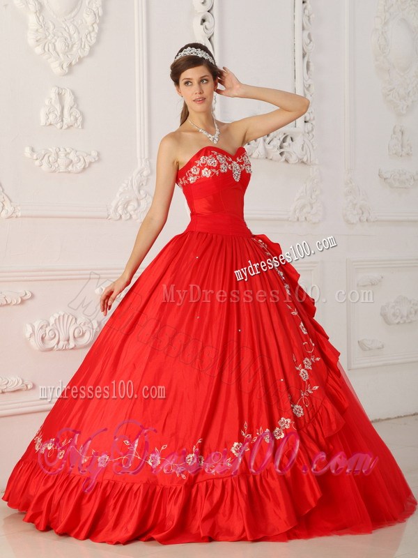 Bodice Sweet 16 Dresses in Red with Petal Slit and White Floral Embroideries