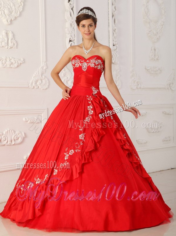 Bodice Sweet 16 Dresses in Red with Petal Slit and White Floral Embroideries
