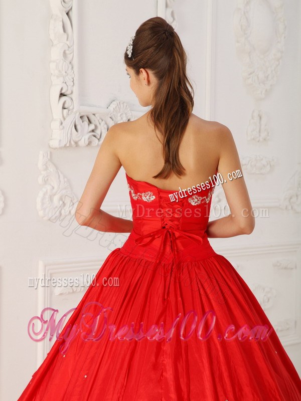 Bodice Sweet 16 Dresses in Red with Petal Slit and White Floral Embroideries