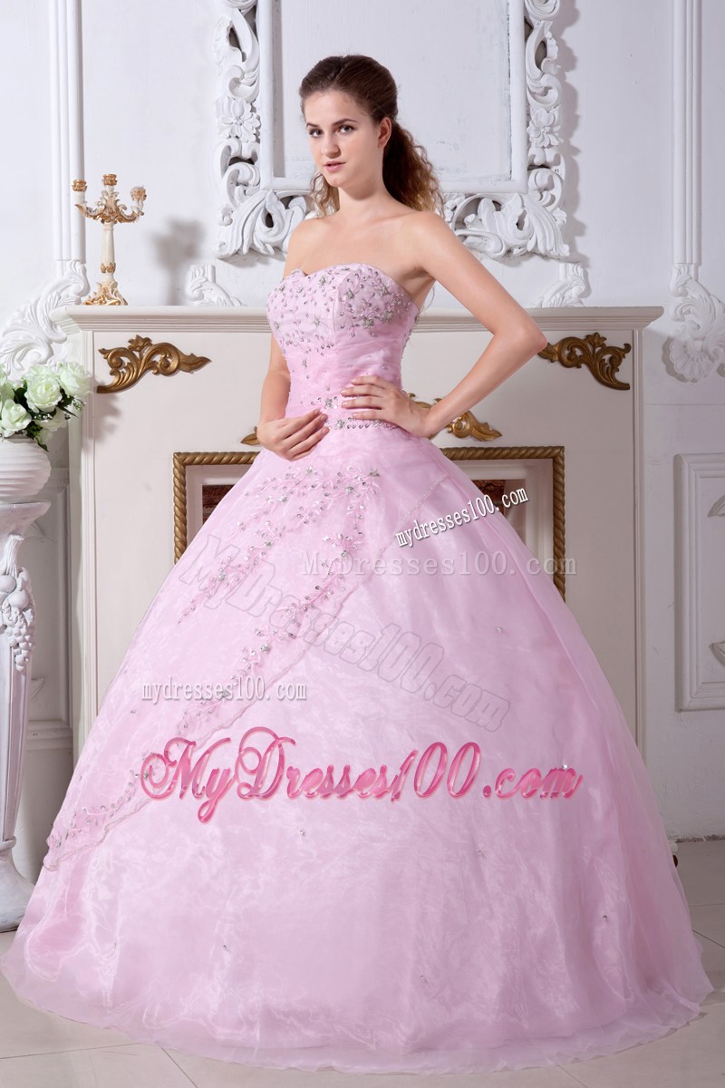 Beading and Appliques Sweetheart Organza Sweet 15 Dresses in Baby Pink