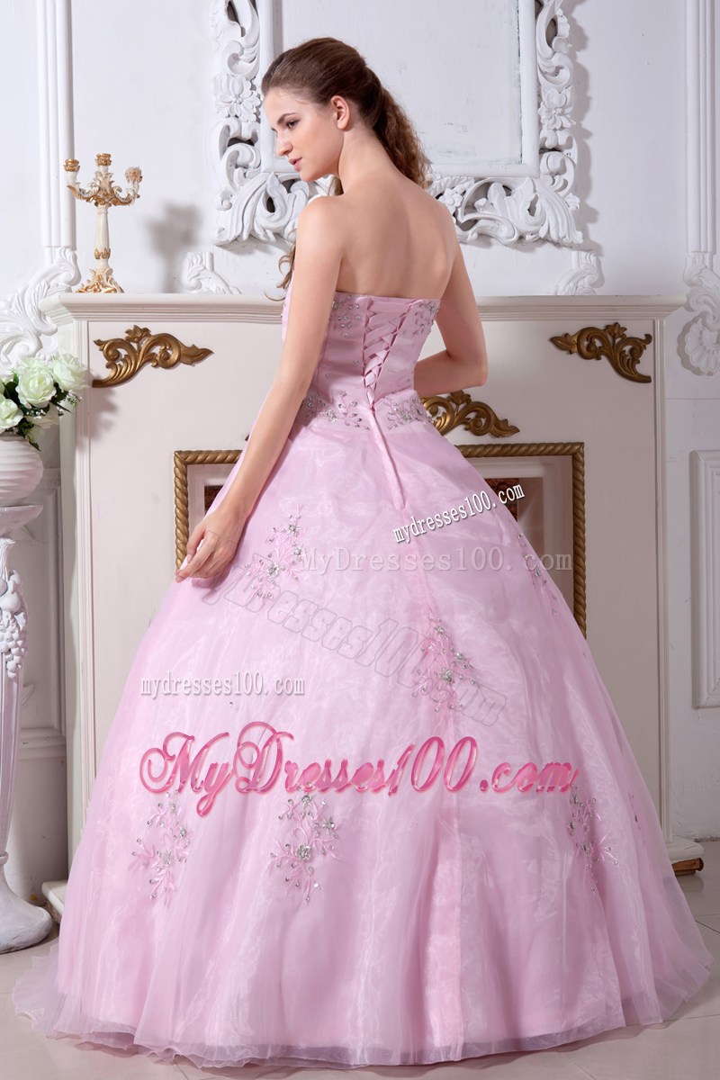 Beading and Appliques Sweetheart Organza Sweet 15 Dresses in Baby Pink