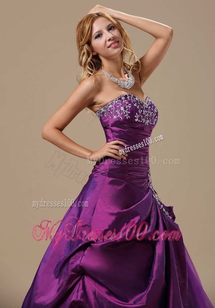 Lace-up Back Quinceanera Party Dress with Slit and Beaded Appliques