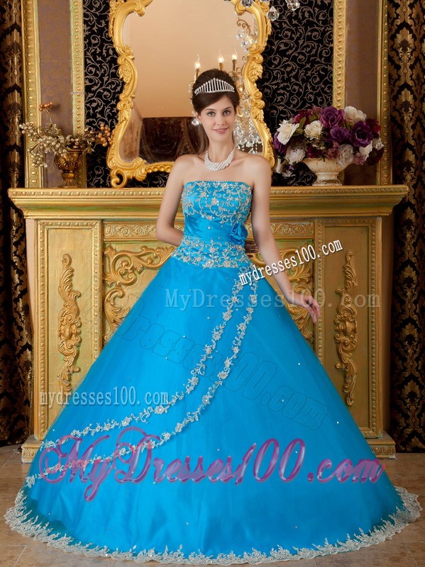 Floral Appliques Decorated Quinceanera Party Dress in Blue with Lace Hemline