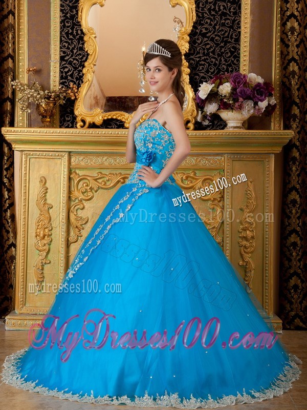 Floral Appliques Decorated Quinceanera Party Dress in Blue with Lace Hemline