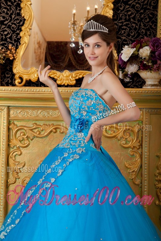 Floral Appliques Decorated Quinceanera Party Dress in Blue with Lace Hemline