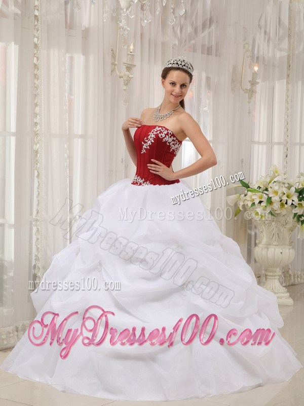 New Red and White Bodice Dress for Quince with Appliques and Pick-ups