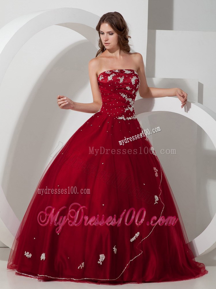 Wine Red Ball Gown Quinceanera Dresses Decorated with Beading Appliques