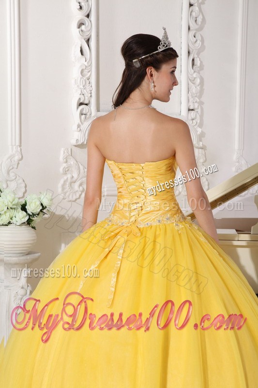 Ruching Beading and Appliques Decorated Sweet 15 Dresses in Yellow