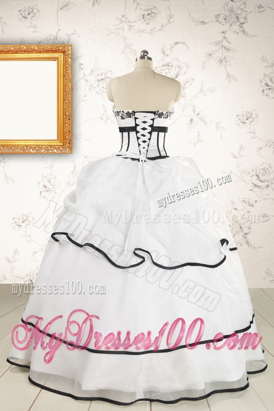 2016 Cheap Appliques and Ruffles White and Black Quinceanera Dresses