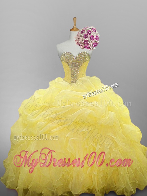 2016 Pretty Sweetheart Beaded Quinceanera Dresses with Ruffled Layers