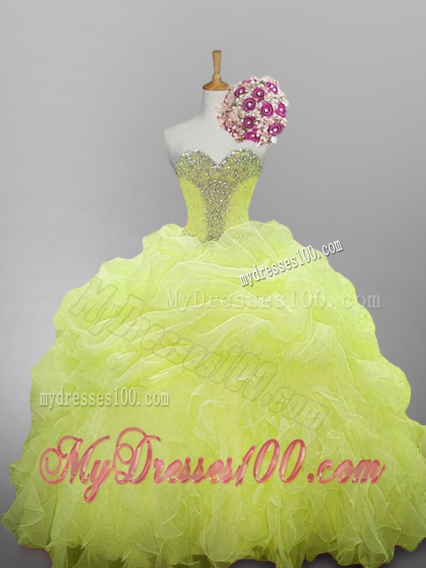 2016 Pretty Sweetheart Beaded Quinceanera Dresses with Ruffled Layers
