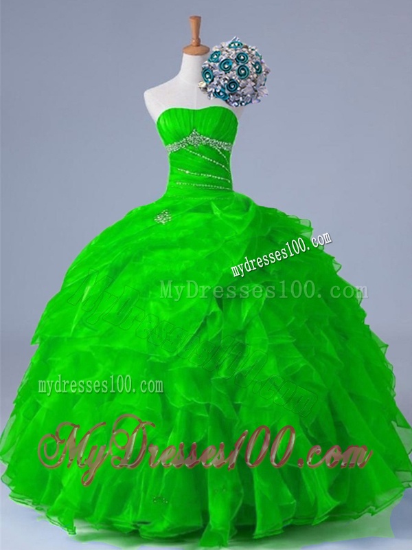 2016 Sexy Strapless Quinceanera Dresses with Beading and Ruffles