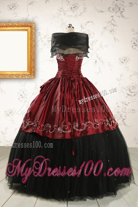 Formal Ball Gown Embroidery Quinceanera Dresses with Sweetheart