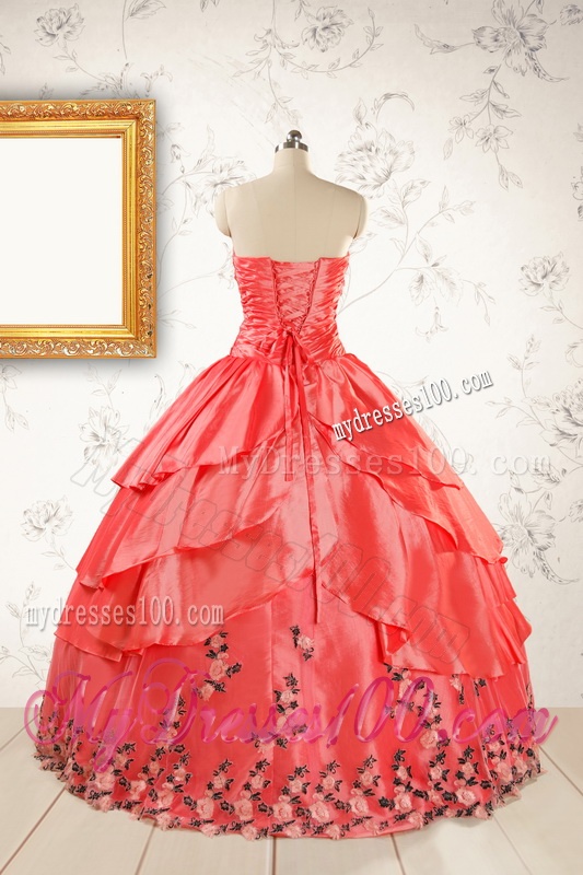 2016 Exquisite Quinceanera Gowns with Ruching and Appliques