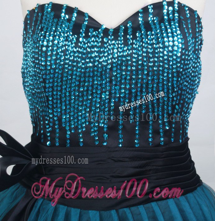 Sequined Sweetheart Prom Dress with Puffy Skirt and Black Bowknot