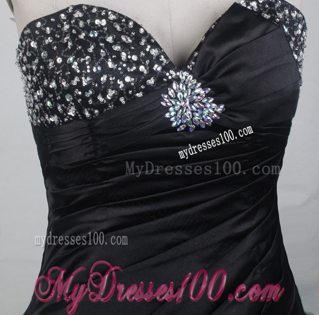 Beaded Sweetheart Black A-line Brush Prom Dresses