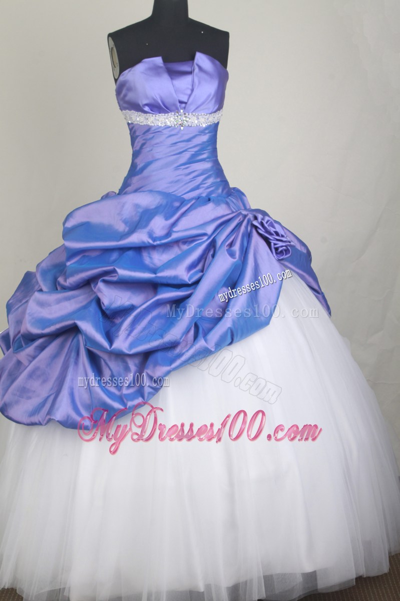 Romantic White and Lavender Dresses for Quinceanera with Pick-ups