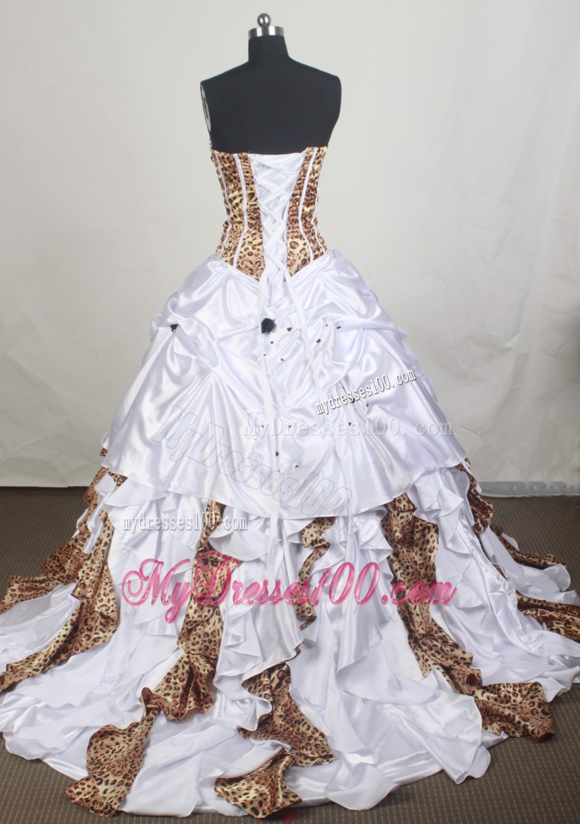 Ruffled Chapel Train Quinceanera Gowns in White and Leopard Print