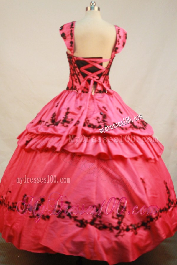 Watermelon Red Cap Sleeves Appliques Decorate Quinceanera Gown with Back Out