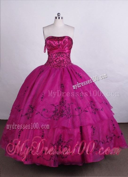 Exquisite Strapless Fuchsia Quinceanera Dress with Embroidery