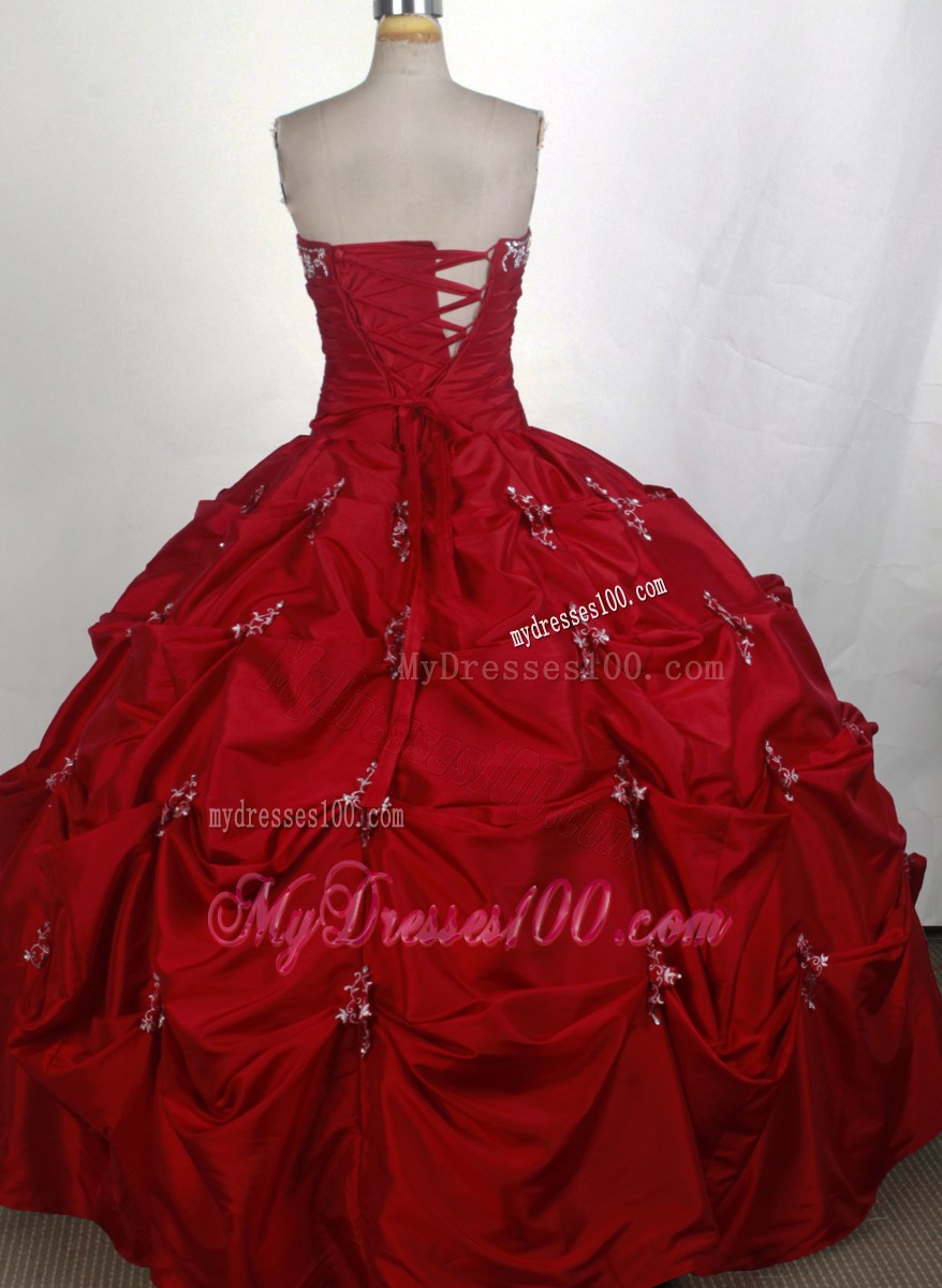 Classy Ball Gown Strapless Embroidery with Beading Sweet Sixteen Dresses