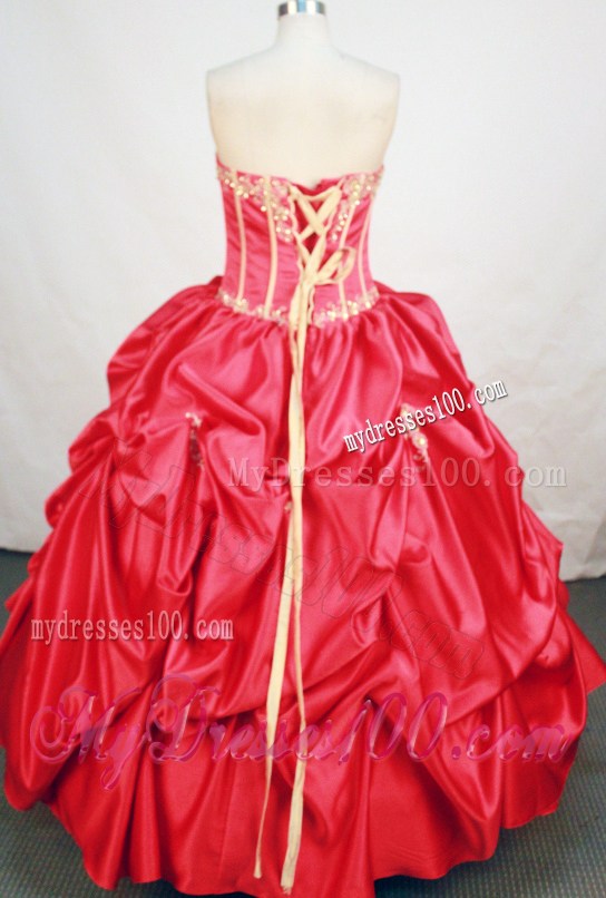 Pretty Appliques Corset Back Pick-ups Quinceanera Gowns in Red