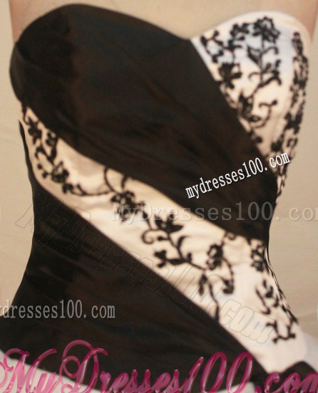 Strapless White and Black Sweetheart Quinceanera Gown Dresses with Embroidery