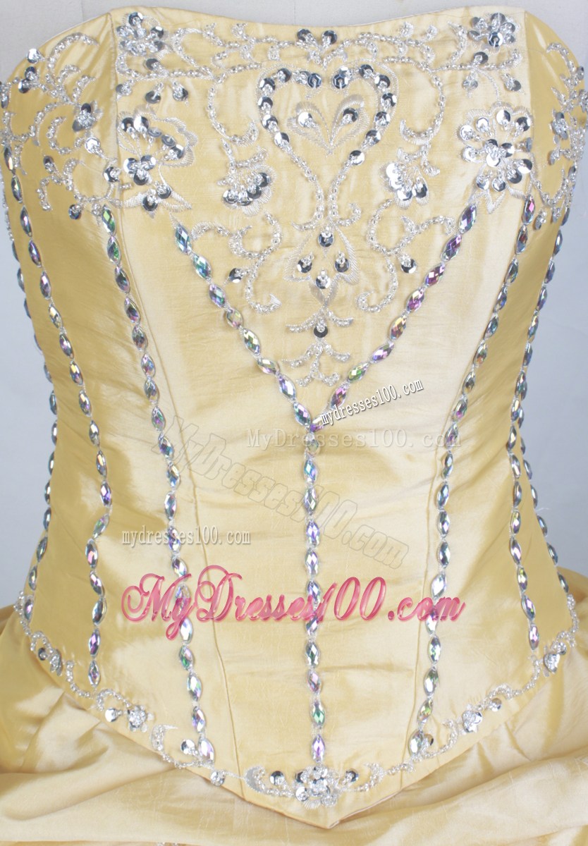 Beading Decorate Bodice Yellow Quinceanera Dress with Pick-ups