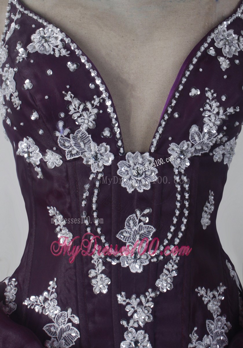 Straps v-Neck Beading and Hand-Made Flowers Brown Dresses 16