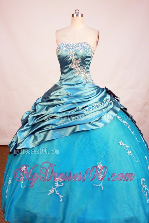 Blue Zipper Up Back Quinceanera Dresses with Pick-ups and Embroidery