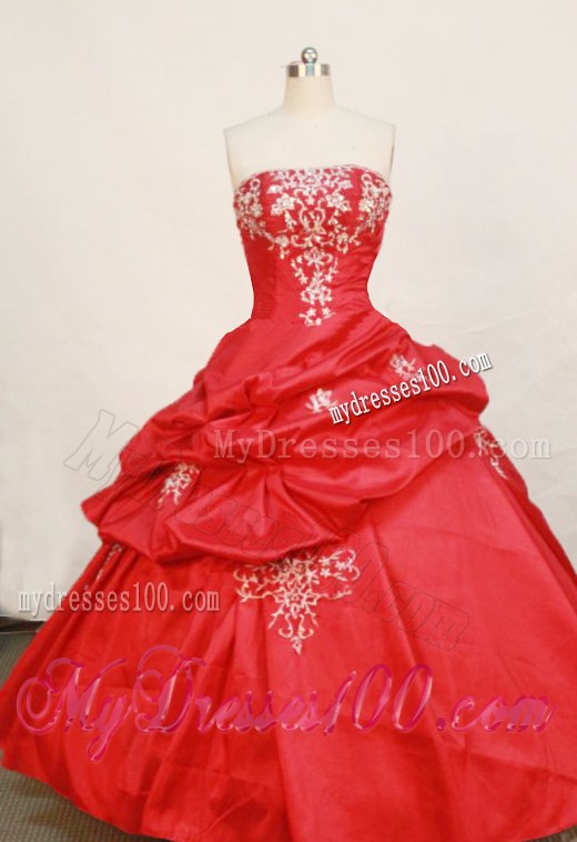 Hot Sale Red Strapless Quinceanera Gowns with Silver Appliques