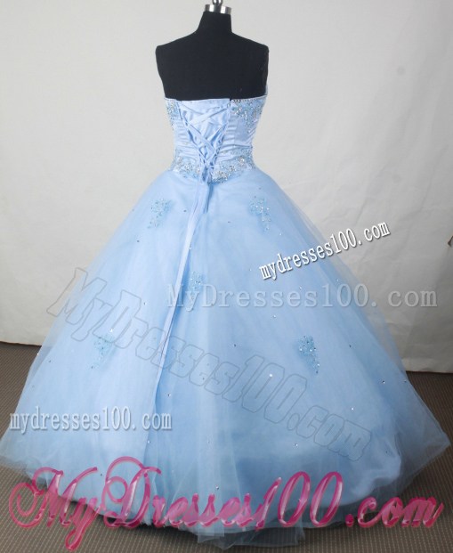 Baby Blue Sweetheart Rhinestones and Appliques Decorate Quinceanera Dress
