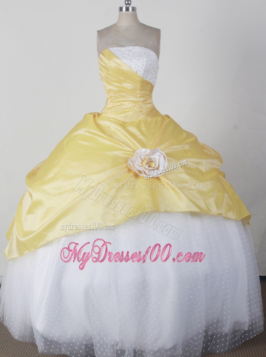 2013 Yellow and White Dresses 16 with Hand-Made Flower