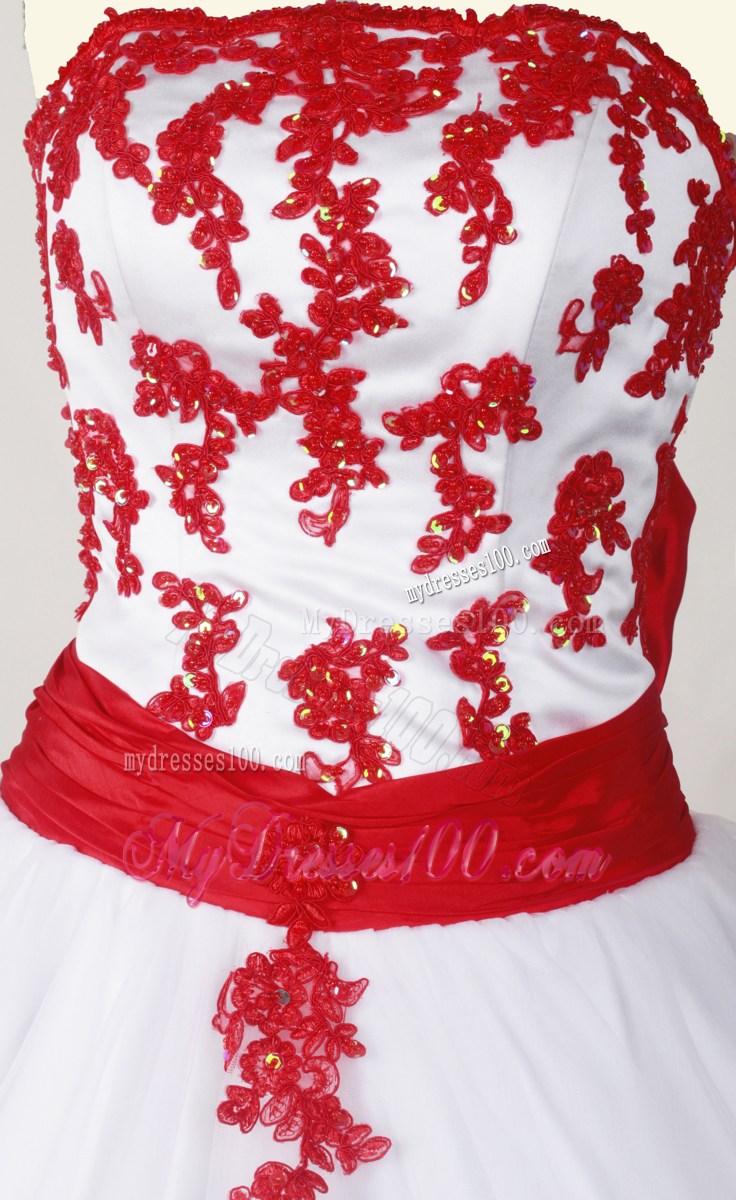 Sweet Strapless White Quinceanera Dress with Red Appliques