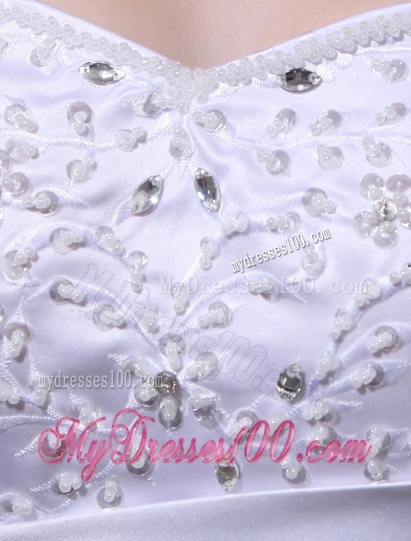 2016 Discount A-line Square Beading and Appliques Wedding Dress