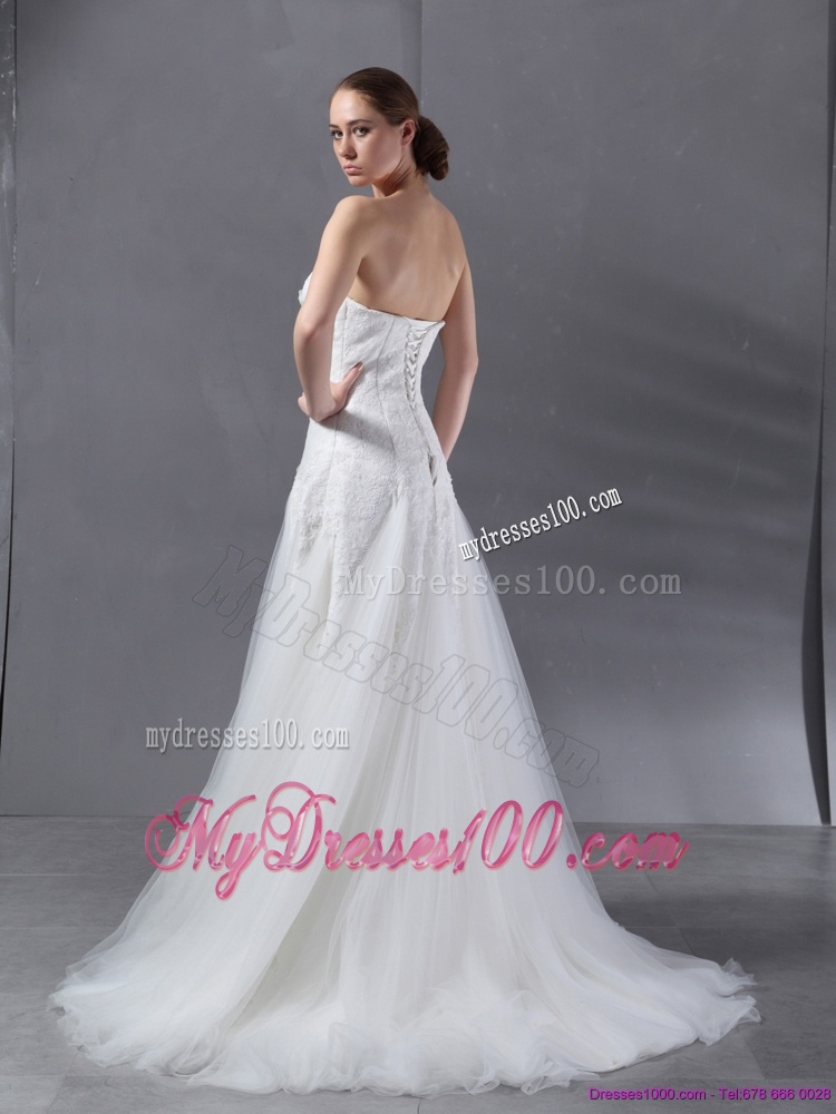 2016 White Strapless Wedding Dresses with Brush Train and Appliques