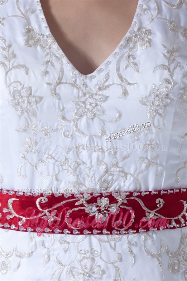A-Line Halter Embroidery Lace Up Wedding Dress with Satin Chapel Train