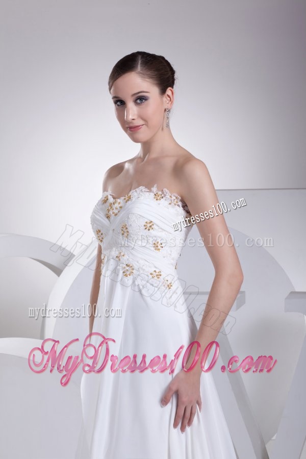 Empire Sweetheart Appliques Wedding Dress with Court Train