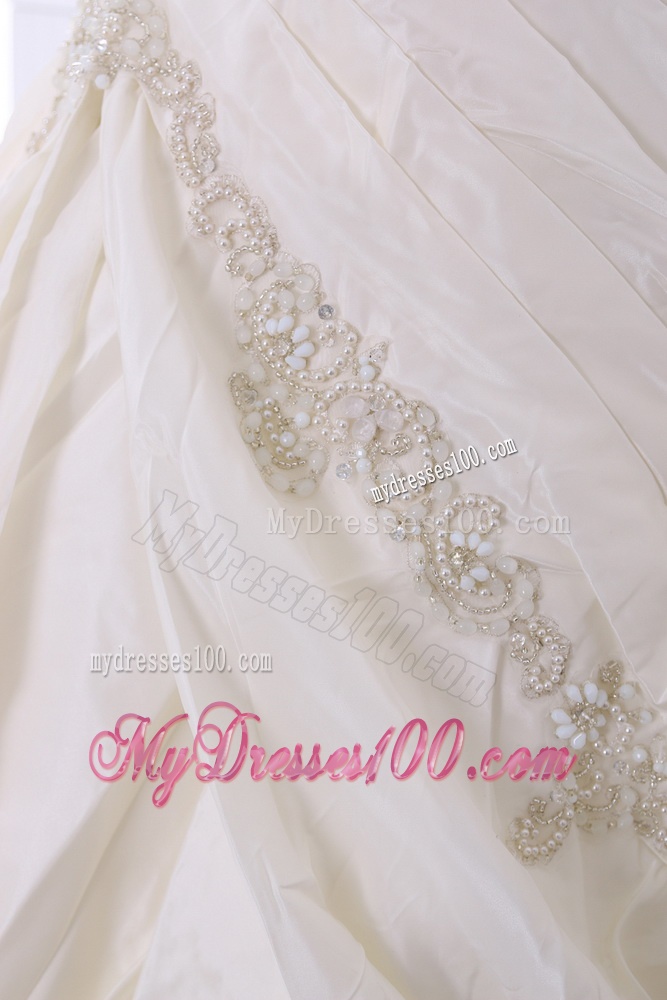 Fashionable 2016 Beading Wedding Dresses with Chapel Train
