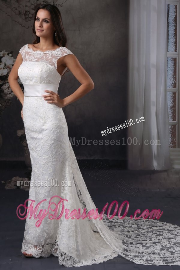 Luxurious Column Scoop Lace Wedding Dress with Watteau Train
