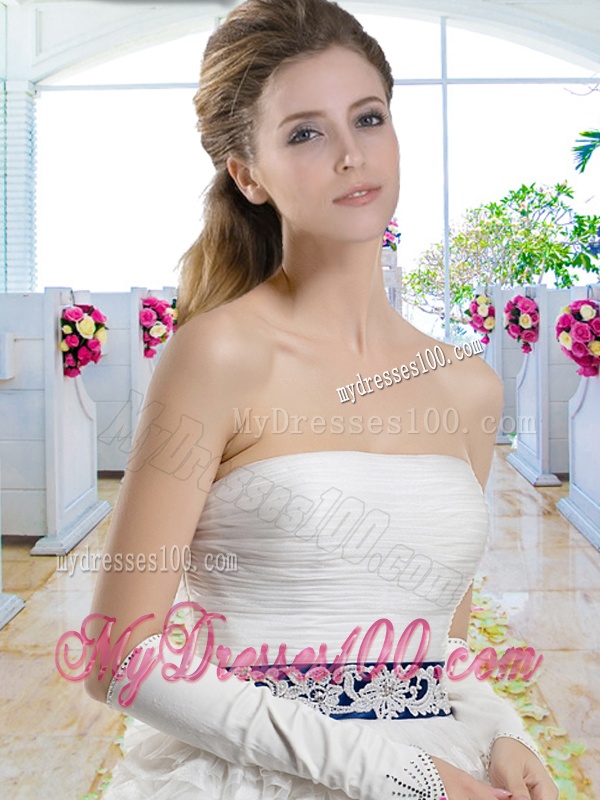 Popular Belt and Laced Bridal Gowns with Ruffled Layers